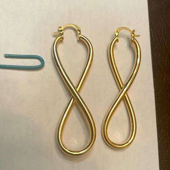 18K GOLD FILLED INFINITY EARRINGS - Picture 3 of 6